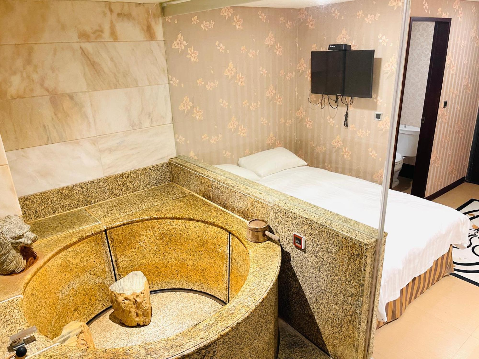 Grand Pleasure Spring Hotel Taipeh Exterior foto